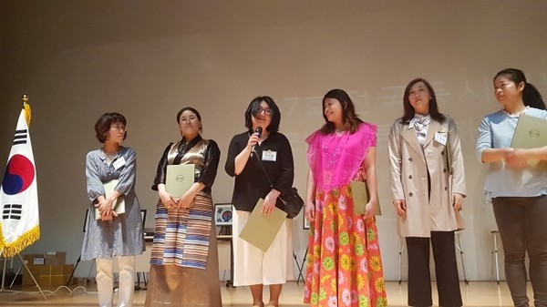 6.13지방선거 투표참여 전파사들로 참여한 이주여성들이 첫 튜표참가 소감을 발표했다.